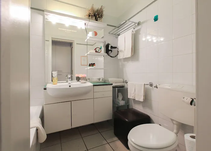  3* Mailand